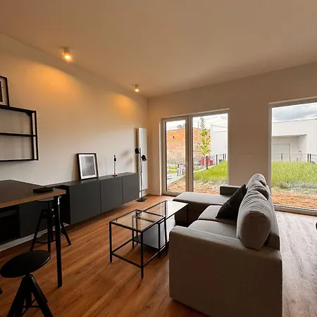 V Komplexu Meridiem Apartment Komarov
